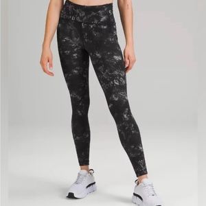 Lululemon Swift Speed High-Rise Tight 28’